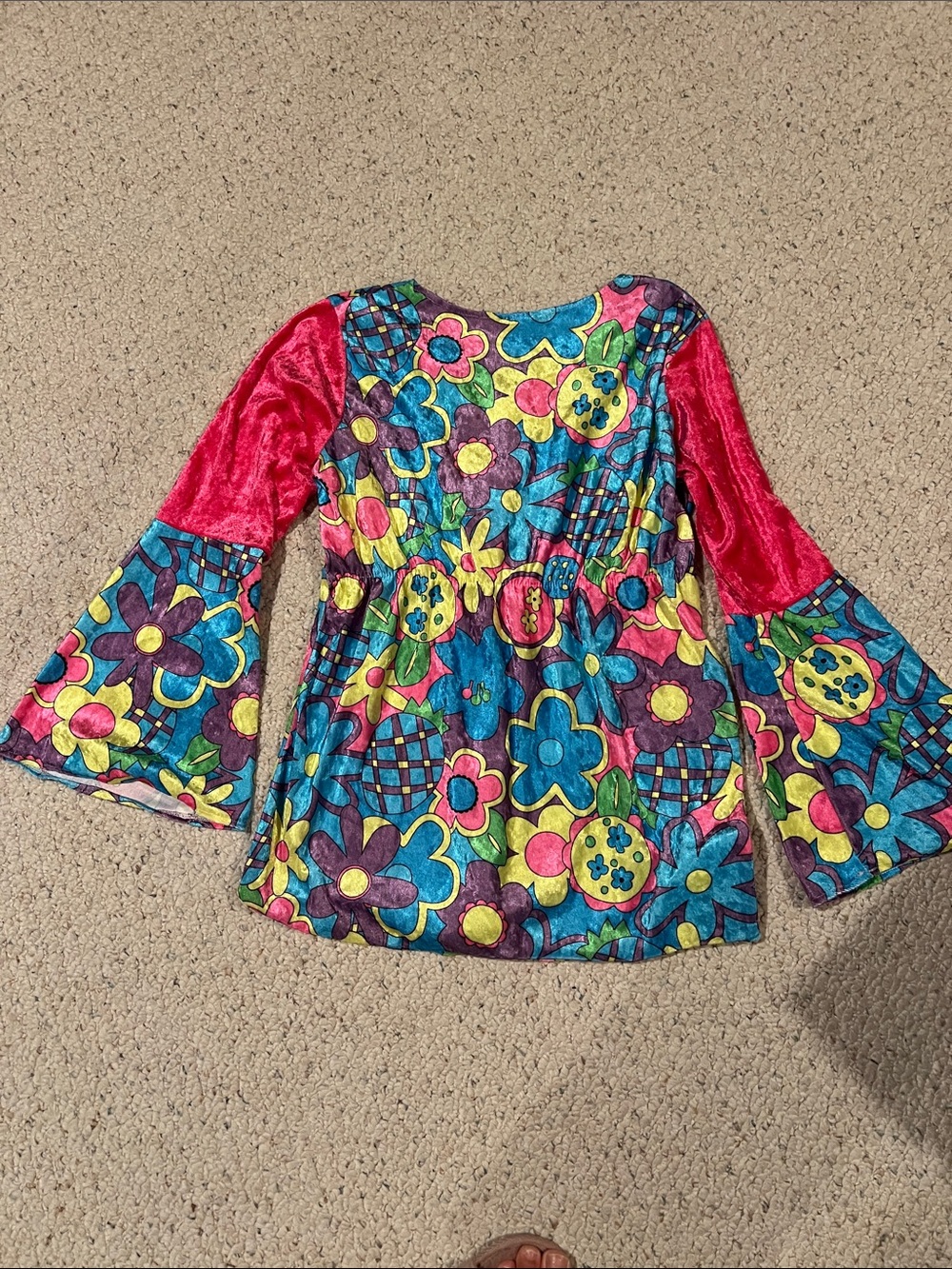 Hippie Girls' Multicolor Floral Velvet Bell-Sleeve Top